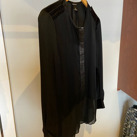 Black blouse. Club Monaco. Size S. - Picture 2 of 5